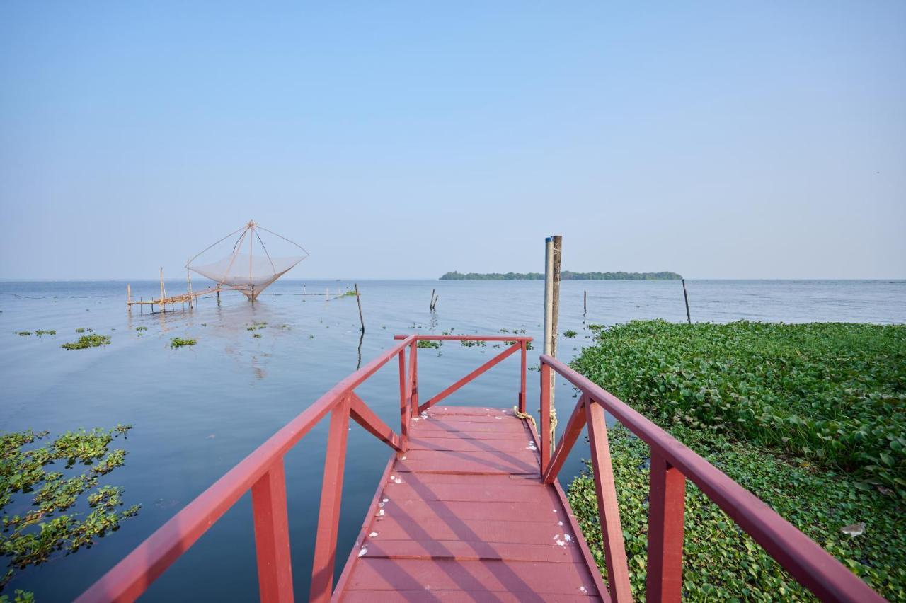 Seclude By The Lake, Alleppey Hotel Alappuzha ภายนอก รูปภาพ