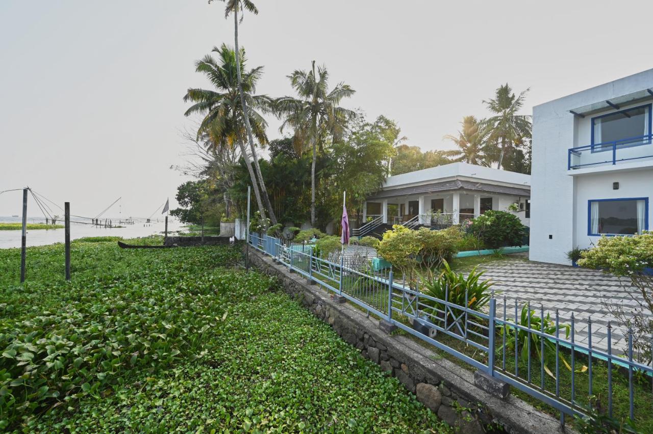 Seclude By The Lake, Alleppey Hotel Alappuzha ภายนอก รูปภาพ